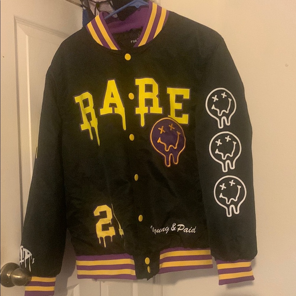 Rue21 Black and Yellow Puffer Jacket